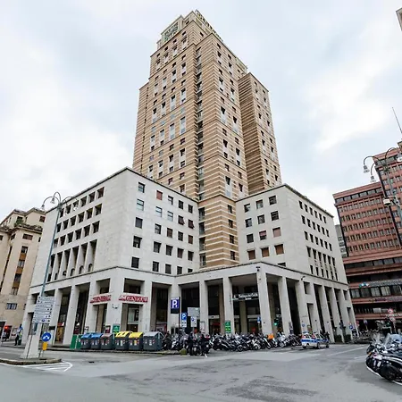 Piazza Dante - Happy